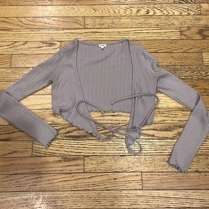 Garage wrap around long sleeve ties in front